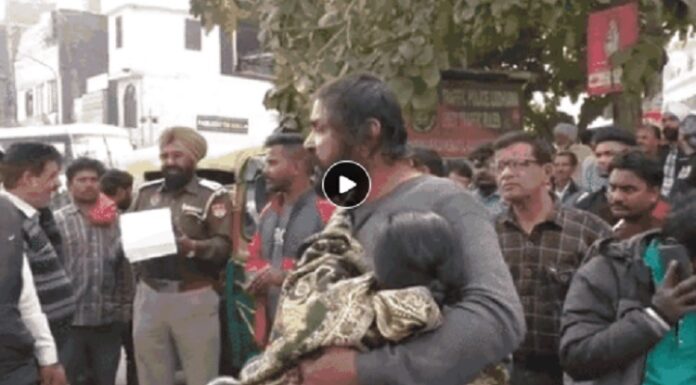 ਲੁਧਿਆਣਾ ਬੱਸ ਸਟੈਂਡ ‘ਤੇ ਆਟੋ ਚਾਲਕ ਦਾ ਹੰਗਾਮਾ, ਚਲਾਨ ਤੋਂ ਬਚਣ ਲਈ ਗਰਭਵਤੀ ਪਤਨੀ ਨੂੰ ਗੋਦ ‘ਚ ਚੁੱਕ ਕੇ ਜਾ ਰਿਹਾ ਸੀ ਹਸਪਤਾਲ