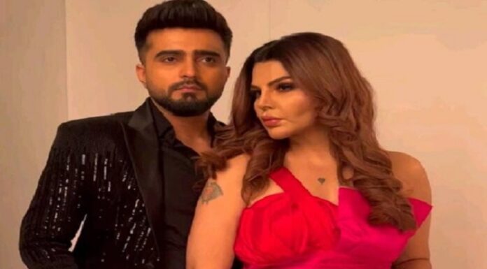 ਰਾਖੀ ਸਾਵੰਤ ਨੇ ਪਤੀ ਨੂੰ ਕਰਵਾਇਆ ਗ੍ਰਿਫਤਾਰ, ਕੁੱਟਮਾਰ ਕਰਨ ਤੇ ਪੈਸੇ ਹੜੱਪਣ ਦੇ ਲਾਏ ਆਰੋਪ