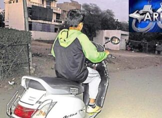 ਬਾਈਕ ਚਲਾਉਂਦੇ ਨਾਬਾਲਿਗ ਦੇ ਫੜੇ ਜਾਣ ‘ਤੇ ਮਾਪਿਆਂ ਨੂੰ ਹੋਈ 3 ਸਾਲ ਦੀ ਕੈਦ