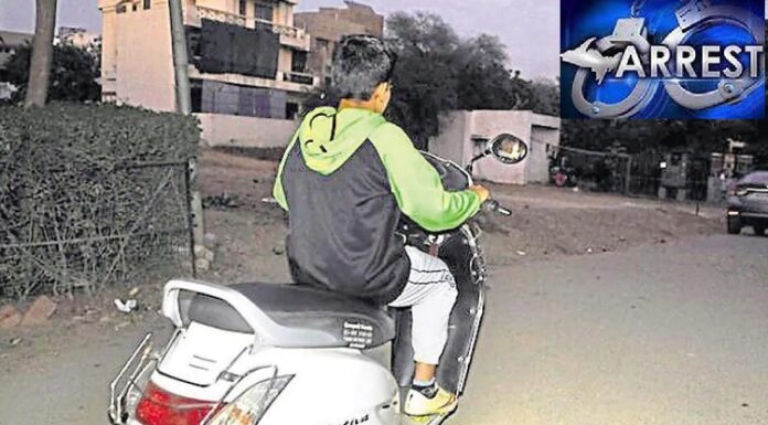 ਬਾਈਕ ਚਲਾਉਂਦੇ ਨਾਬਾਲਿਗ ਦੇ ਫੜੇ ਜਾਣ ‘ਤੇ ਮਾਪਿਆਂ ਨੂੰ ਹੋਈ 3 ਸਾਲ ਦੀ ਕੈਦ