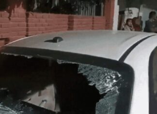 ਜਲੰਧਰ ‘ਚ ਸ਼ਰੇਆਮ ਗੁੰਡਾਗਰਦੀ : ਤੇਜ਼ਧਾਰ ਹਥਿਆਰਾਂ ਨਾਲ ਆਏ ਬਦਮਾਸ਼ਾਂ ਨੇ ਘਰਾਂ ਦੇ ਬਾਹਰ ਖੜ੍ਹੇ ਵਾਹਨਾਂ ਦੀ ਕੀਤੀ ਭੰਨ-ਤੋੜ