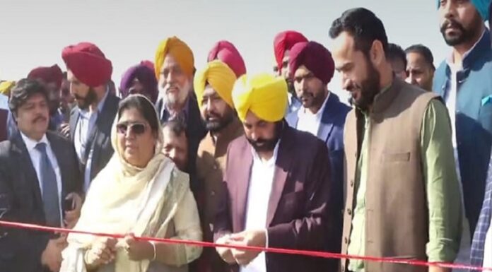 ਪੰਜਾਬ ‘ਚ ਹੁਣ ਆਨਲਾਈਨ ਵਿਕੇਗੀ ਰੇਤ : CM ਮਾਨ ਨੇ ਸ਼ੁਰੂ ਕੀਤੀਆਂ ਰੇਤ ਦੀਆਂ 16 ਖੱਡਾਂ, ਲੁਧਿਆਣਾ ‘ਚ ਕੀਤਾ ਰੇਤ ਦੀ ਖੱਡ ਦਾ ਉਦਘਾਟਨ