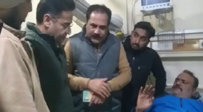 ਅੰਮ੍ਰਿਤਸਰ : ਬਾਈਕ ਸਵਾਰਾਂ ਨੇ ਪਹਿਲਾਂ ਬੁਲਾਈ ਨਮਸਤੇ, ਫਿਰ ਮਾਰੀਆਂ ਗੋਲੀਆਂ, ਗੇਟ ਹਕੀਮਾਂ ਦੀ ਆਟਾ ਚੱਕੀ ‘ਤੇ ਹੋਈ ਵਾਰਦਾਤ