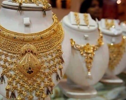 ਇੱਕ ਦਿਨ ਚ ਇੰਨੀ ਸਸਤੀ ਹੋਈ ਚਾਂਦੀ; ਸੋਨੇ ਦੇ ਵੀ ਡਿੱਗੇ ਭਾਅ, ਜਾਣੋ ਅੱਜ ਦੀਆਂ ਕੀਮਤਾਂ