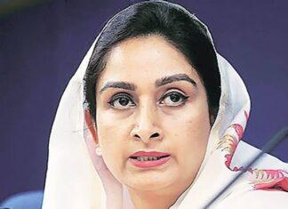 ਦੇਸ਼ ਦੇ ਸੰਸਦ ਮੈਂਬਰਾਂ ‘ਚੋਂ ਸਭ ਤੋਂ ਜ਼ਿਆਦਾ ਵਧੀ ਹਰਸਿਮਰਤ ਬਾਦਲ ਦੀ ਜਾਇਦਾਦ, 10 ਸਾਲਾਂ ‘ਚ 60 ਕਰੋੜ ਤੋਂ ਵਧ ਕੇ ਹੋਈ 217 ਕਰੋੜ