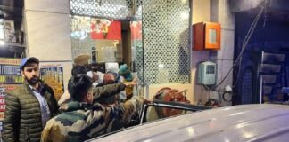 ਲੁਧਿਆਣਾ : ਬੱਸ ਸਟੈਂਡ ਨੇੜਲੇ ਹੋਟਲਾਂ ‘ਚ ਚਲ ਰਿਹਾ ਸੀ ਜਿਸਮਫਿਰੋਸ਼ੀ ਦਾ ਧੰਦਾ, ਪੁਲਿਸ ਨੂੰ ਇਤਰਾਜ਼ਯੋਗ ਹਾਲਾਤਾਂ ‘ਚ ਮਿਲੇ ਮੁੰਡੇ-ਕੁੜੀਆਂ