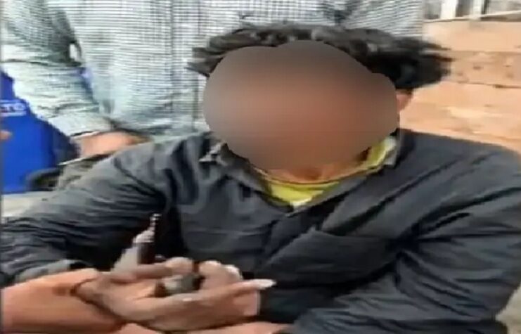 ਲੁਧਿਆਣਾ ਬੱਸ ਸਟੈਂਡ ‘ਤੇ ਬਾਹਰੋਂ ਆਏ ਯਾਤਰੀ ਤੋਂ ਨਸ਼ੇੜੀਆਂ ਨੇ ਖੋਹਿਆ ਮੋਬਾਇਲ, ਲੋਕਾਂ ਨੇ ਇਕ ਨਸ਼ੇੜੀ ਕੀਤਾ ਕਾਬੂ