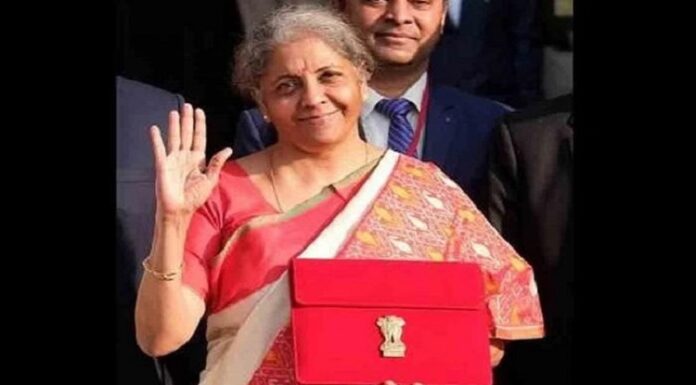 ਟੈਕਸ ‘ਚ ਮਿਲੇਗੀ ਛੋਟ ਜਾਂ ਮਿਡਲ ਕਲਾਸ ‘ਤੇ ਹੋਰ ਵਧੇਗਾ ਬੋਝ ? ਵਿੱਤ ਮੰਤਰੀ ਸੀਤਾਰਮਨ ਅੱਜ ਪੇਸ਼ ਕਰੇਗੀ ਬਜਟ