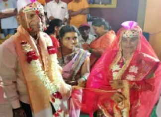 ਪਿਆਰ ਦੀ ਨਹੀਂ ਕੋਈ ਉਮਰ : 75 ਸਾਲ ਦੇ ਬਜ਼ੁਰਗ ਜੋੜੇ ਨੂੰ ਹੋਇਆ ਪਿਆਰ, ਬੱਝੇ ਵਿਆਹ ਬੰਧਨ ‘ਚ