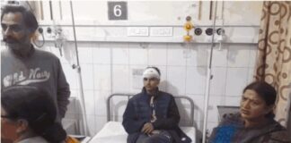 ਫਗਵਾੜਾ ‘ਚ ਟਿਊਸ਼ਨ ਜਾ ਰਹੇ ਵਿਦਿਆਰਥੀ ‘ਤੇ ਹਮਲਾ : ਲੁਟੇਰਿਆਂ ਨੇ ਮੰਗਿਆ ਫੋਨ ਤੇ ਬਾਈਕ, ਨਾ ਦੇਣ ‘ਤੇ ਤੇਜ਼ਧਾਰ ਹਥਿਆਰਾਂ ਨਾਲ ਵੱਢਿਆ