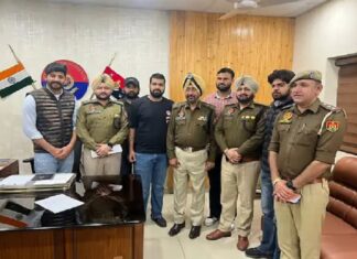 ਅੰਮ੍ਰਿਤਸਰ ‘ਚ ਮੁਠਭੇੜ ਤੋਂ ਬਾਅਦ 2 ਗੈਂਗਸਟਰ ਗ੍ਰਿਫਤਾਰ, ਪਿਸਤੌਲ ਤੇ 7 ਜ਼ਿੰਦਾ ਕਾਰਤੂਸ ਬਰਾਮਦ