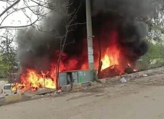 ਥਾਣਾ ਸੁਭਾਨਪੁਰ ਮਾਲ ਮੁਕੱਦਮੇ ਨੂੰ ਲੱਗੀ ਅੱਗ, 35 ਮੋਟਰਸਾਈਕਲ ਤੇ 12 ਗੱਡੀਆਂ ਸੜ ਕੇ ਸਵਾਹ