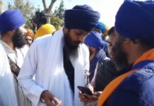 ਅਜਨਾਲਾ ‘ਚ ਪ੍ਰਦਰਸ਼ਨ ਕਰਨ ਲਈ ਅੰਮ੍ਰਿਤਪਾਲ ਸਾਥੀਆਂ ਦੇ ਕਾਫਲੇ ਨਾਲ ਹੋਏ ਰਵਾਨਾ