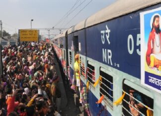 ਜਲੰਧਰ : ਮੁੱਖ ਮੰਤਰੀ ਨੇ ਹਰੀ ਝੰਡੀ ਦੇ ਕੇ ਬੇਗਮਪੁਰਾ ਐਕਸਪ੍ਰੈਸ ਨੂੰ ਕਾਂਸ਼ੀ ਲਈ ਕੀਤਾ ਰਵਾਨਾ, ਸਿਟੀ ਰੇਲਵੇ ਸਟੇਸ਼ਨ ‘ਤੇ ਦਿਸਿਆ ਆਸਥਾ ਦਾ ਹੜ੍ਹ