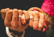 ਫੇਸ਼ੀਅਲ ਕਰਵਾਉਣ ਬਹਾਨੇ ਲਾੜਾ ਪ੍ਰੇਮਿਕਾ ਨਾਲ ਫਰਾਰ, ਛੋਟੇ ਭਰਾ ਨੂੰ ਲਾੜੀ ਨਾਲ ਲੈਣੇ ਪਏ ਸੱਤ ਫੇਰੇ