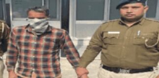 ਚੰਡੀਗੜ੍ਹ ਕੌਮੀ ਇਨਸਾਫ਼ ਮੋਰਚੇ ‘ਚੋਂ 2 ਜੇਬ ਕਤਰੇ ਕਾਬੂ, ਪ੍ਰਦਰਸ਼ਨਕਾਰੀ ਬਣ ਕੇ ਲੋਕਾਂ ਨੂੰ ਬਣਾਉਂਦੇ ਸਨ ਸ਼ਿਕਾਰ