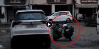 PCR ਮੁਲਾਜ਼ਮ ਖੁਦ ਬਣੇ ਚੋਰ : ਅੰਮ੍ਰਿਤਸਰ ‘ਚ ਖੜ੍ਹੇ ਮੋਟਰਸਾਈਕਲ ਦਾ ਪੈਟਰੋਲ ਕੱਢਣ ਦਾ ਵੀਡੀਓ ਵਾਇਰਲ