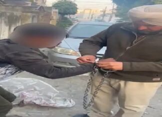 ਲੁਧਿਆਣਾ ‘ਚ ਲੋਕਾਂ ਨੇ ਚੋਰ ਫੜ ਕੇ ਕੀਤੀ ਛਿੱਤਰ ਪਰੇਡ