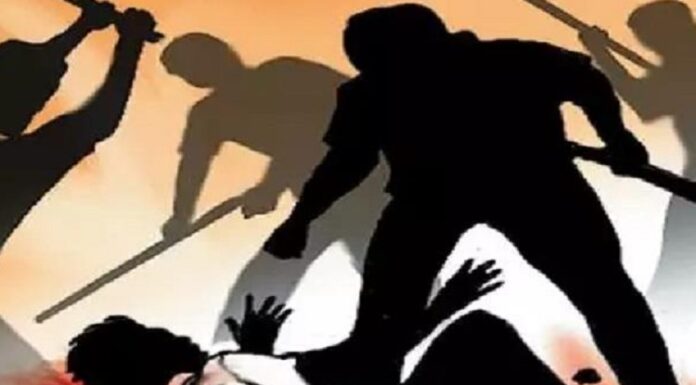 ਅੰਮ੍ਰਿਤਸਰ : ਨਕਾਬਪੋਸ਼ਾਂ ਨੇ ਨੌਜਵਾਨ ਨੂੰ ਦਾਤਰ ਮਾਰ ਕੇ ਮੋਟਰਸਾਈਕਲ ਖੋਹਿਆ