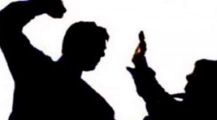 ਲੁਧਿਆਣਾ : ਜ਼ਮੀਨੀ ਵਿਵਾਦ ‘ਚ ਪਿਓ-ਪੁੱਤ ‘ਤੇ ਵਿਅਕਤੀਆਂ ਕੀਤਾ ਕਾਤਲਾਨਾ ਹਮਲਾ, ਹਾਲਤ ਗੰਭੀਰ