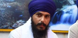 ਅੰਮ੍ਰਿਤਪਾਲ ਸੋਸ਼ਲ ਮੀਡੀਆ ‘ਤੇ ਹੋਇਆ ਲਾਈਵ, ਸ੍ਰੀ ਅਕਾਲ ਤਖ਼ਤ ਸਾਹਿਬ ਦੇ ਜਥੇਦਾਰ ਨੂੰ ਕੀਤੀ ਖਾਸ ਅਪੀਲ