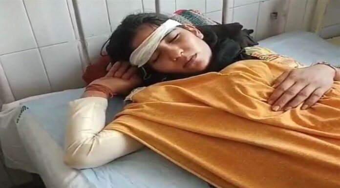 ਕਾਲਜ ਤੋਂ ਸਕੂਟੀ ‘ਤੇ ਆਉਂਦੀਆਂ ਵਿਦਿਆਰਥਣਾਂ ਨੂੰ ਪਏ ਲੁਟੇਰੇ, ਹਥੌੜੇ ਮਾਰ ਕੇ ਖੋਹੇ ਪੈਸੇ