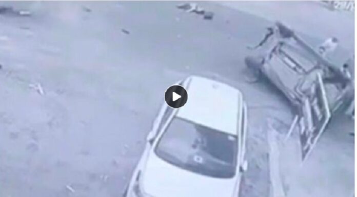 ਤੇਜ਼ ਰਫਤਾਰ ਕਾਰ ਨੇ ਦਰੱਖਤ ‘ਚ ਵੱਜ ਕੇ ਖਾਧੀਆਂ ਪਲਟੀਆਂ, 2 ਜ਼ਖਮੀ