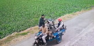 ਮਰਸਿਡੀਜ਼ ਤੋਂ ਪੀਟਰ ਰੇਹੜੇ ਤੱਕ ਅੰਮ੍ਰਿਤਪਾਲ ਦਾ ਸਫਰ : ਜੁਗਾੜੂ ਰੇਹੜੇ ‘ਤੇ ਫਰਾਰ ਹੁੰਦਾ ਨਜ਼ਰ ਆਇਆ ਅੰਮ੍ਰਿਤਪਾਲ, ਤਸਵੀਰ ਵਾਇਰਲ