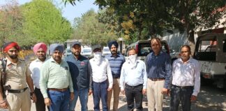 60 ਹਜ਼ਾਰ ਦੀ ਰਿਸ਼ਵਤ ਲੈਂਦਾ ਆਰਕੀਟੈਕਟ ਸਾਥੀ ਸਮੇਤ ਕਾਬੂ, ਜ਼ਮੀਨ ਦਾ ਸਰਟੀਫਿਕੇਟ ਜਾਰੀ ਕਰਨ ਲਈ ਮੰਗੇ ਸਨ ਪੈਸੇ