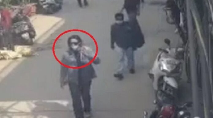 ਅੰਮ੍ਰਿਤਪਾਲ ਤੇ ਪੱਪਲਪ੍ਰੀਤ ਦੀ ਨਵੀਂ CCTV ਫੁਟੇਜ ਆਈ ਸਾਹਮਣੇ ! ਨਵੀਂ ਲੁਕ ‘ਚ ਆਇਆ ਨਜ਼ਰ ! ਵਾਇਰਲ ਹੋ ਰਹੀਆਂ ਤਸਵੀਰਾਂ