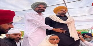 ਮੂਸੇਵਾਲਾ ਦੇ ਪਿਤਾ ਬਲਕੌਰ ਸਿੰਘ ਦੀ ਅਪੀਲ – ‘ਬਰਸੀ ‘ਤੇ ਆਉਣ ਵਾਲਿਆਂ ਨੂੰ ਨਾ ਰੋਕਿਆ ਜਾਵੇ’