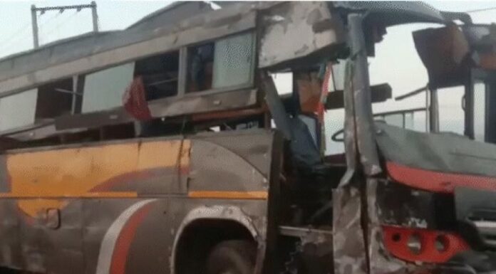 ਨੈਸ਼ਨਲ ਹਾਈਵੇਅ ‘ਤੇ ਹਾਦਸਾ : ਮਜ਼ਦੂਰਾਂ ਨਾਲ ਭਰੀ ਟਰਾਲੀ ਨੂੰ ਬੱਸ ਨੇ ਮਾਰੀ ਟੱਕਰ, 8 ਮਜ਼ਦੂਰਾਂ ਦੀ ਦਰਦਨਾਕ ਮੌਤ, 20 ਤੋਂ ਵੱਧ ਜ਼ਖਮੀ