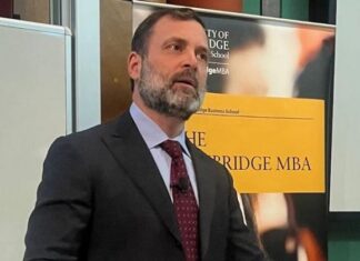 ਕੈਂਬਰਿਜ ਯੂਨੀਵਰਸਿਟੀ ‘ਚ ਰਾਹੁਲ ਗਾਂਧੀ ਨੇ ਕਿਹਾ- “ਭਾਰਤ ਨੂੰ ਤਬਾਹ ਕਰ ਰਹੇ ਨੇ ਮੋਦੀ”