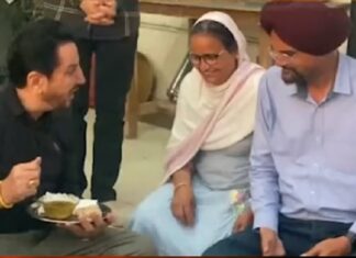 ਸਿੱਧੂ ਮੂਸੇਵਾਲਾ ਦੇ ਘਰ ਪੁੱਜੇ ਗੁਰਦਾਸ ਮਾਨ, ਚੁੱਲ੍ਹੇ ‘ਤੇ ਪੱਕੀ ਰੋਟੀ ਖਾ ਕੇ ਸਿੱਧੂ ਨਾਲ ਕੀਤਾ ਵਾਅਦਾ ਨਿਭਾਇਆ