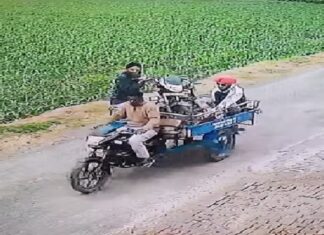 ਜੁਗਾੜੂ ਰੇਹੜੀ ਵਾਲੇ ਨੇ ਕਿਹਾ- ਹਾਂ ਮੈਂ ਹੀ ਅੰਮ੍ਰਿਤਪਾਲ ਨੂੰ ਦਿੱਤੀ ਸੀ ਲਿਫਟ ਪਰ ਮੈਨੂੰ ਨਹੀਂ ਪਤਾ ਸੀ ਕਿ…