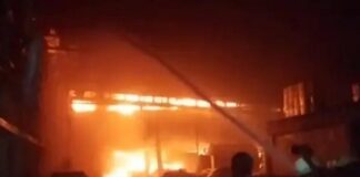 ਕੱਪੜਾ ਫੈਕਟਰੀ ‘ਚ ਸ਼ਾਰਟ ਸਰਕਟ ਨਾਲ ਲੱਗੀ ਭਿਆਨਕ ਅੱਗ, ਕਰੋੜਾਂ ਦਾ ਕੱਪੜਾ ਤੇ ਮਹਿੰਗੀਆਂ ਮਸ਼ੀਨਾਂ ਸੜ ਕੇ ਸੁਆਹ