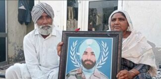 ਦੇਸ਼ ਦੀ ਸੇਵਾ ‘ਚ ਫੌਜੀ ਪੁੱਤ ਹੋਇਆ ਸ਼ਹੀਦ, ਹੁਣ ਮਾਤਾ-ਪਿਤਾ ਦਾ ਨਾਂ ਰਾਸ਼ਨ ਕਾਰਡ ਦੀ ਸੂਚੀ ਤੋਂ ਕੱਟਿਆ