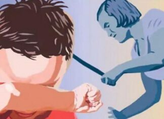 ਰਾਜਸਥਾਨ : ਬਿਨਾਂ ਪੁੱਛੇ ਬਾਥਰੂਮ ਜਾਣ ‘ਤੇ ਨਾਬਾਲਗ ਵਿਦਿਆਰਥੀ ਦੀ ਅੱਖ ‘ਤੇ ਪ੍ਰਿੰਸੀਪਲ ਨੇ ਬੇਰਹਿਮੀ ਨਾਲ ਮਾਰੇ ਡੰਡੇ, ਲਹੂ-ਲੂਹਾਣ ਹੋਏ ਬੱਚੇ ਦੇ ਲੱਗੇ ਕਈ ਟਾਂਕੇ