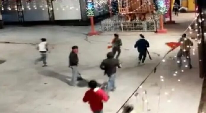 ਹਿਮਾਚਲ ‘ਚ ਪੰਜਾਬ ਦੇ ਮੁੰਡਿਆਂ ਨੇ ਕੀਤਾ ਹੰਗਾਮਾ, ਘਰਾਂ ਤੇ ਕਾਰਾਂ ‘ਤੇ ਚਲਾਏ ਇੱਟਾਂ-ਰੋੜੇ, ਸ਼ੀਸ਼ੇ ਤੋੜੇ