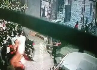 ਲੁਧਿਆਣਾ : ਘਰ ‘ਚ ਵੜ ਕੇ ਬਦਮਾਸ਼ਾਂ ਨੇ ਨੌਜਵਾਨ ‘ਤੇ ਕੀਤਾ ਤਲਵਾਰਾਂ ਨਾਲ ਹਮਲਾ, ਬਚਾਅ ‘ਚ ਆਈ ਮਾਂ ਨੂੰ ਵੀ ਨਹੀਂ ਬਖਸ਼ਿਆ