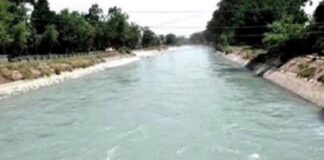 ਦੁੱਖਦਾਈ ! ਪੈਰ ਤਿਲਕਣ ਕਾਰਨ ਨਹਿਰ ‘ਚ ਡਿੱਗਾ ਪੁੱਤ, ਬਚਾਉਣ ਗਏ ਪਿਓ ਦੀ ਹੋਈ ਮੌਤ