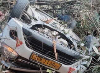 ਸ਼ਿਮਲਾ : ਸੰਤੁਲਨ ਵਿਗੜਨ ਕਾਰਨ ਪਟਿਆਲਾ ਦੇ ਨੌਜਵਾਨ ਦੀ ਕਾਰ ਖੱਡ ‘ਚ ਡਿੱਗੀ, ਦਰਦਨਾਕ ਮੌਤ