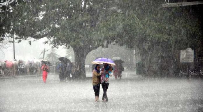 ਪੰਜਾਬ ਸਮੇਤ ਕਈ ਸੂਬਿਆਂ ‘ਚ ਬਾਰਿਸ਼ ਦਾ ਭਾਰੀ ਅਲਰਟ, ਕਈ ਜਗ੍ਹਾ ਪੈ ਰਿਹਾ ਮੀਂਹ