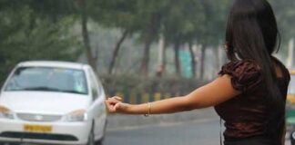 ਮੋਗਾ : ਲਿਫਟ ਦੇਣੀ ਵਿਅਕਤੀ ਨੂੰ ਪਈ ਮਹਿੰਗੀ, ਔਰਤ ਕਾਰ ਲੈ ਕੇ ਫਰਾਰ