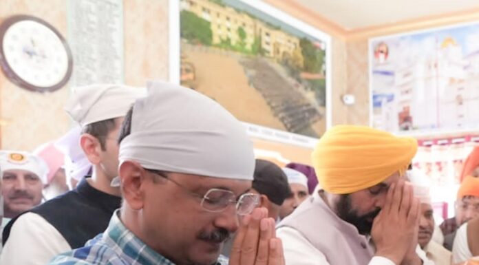 CM ਮਾਨ ਤੇ ਦਿੱਲੀ ਦੇ ਮੁੱਖ ਮੰਤਰੀ ਅਰਵਿੰਦ ਕੇਜਰੀਵਾਲ ਨੇ ਬੱਲਾਂ ਵਿਖੇ ਗੁਰੂ ਰਵਿਦਾਸ ਬਾਣੀ ਅਧਿਅਨ ਕੇਂਦਰ ਦਾ ਰੱਖਿਆ ਨੀਂਹ-ਪੱਥਰ