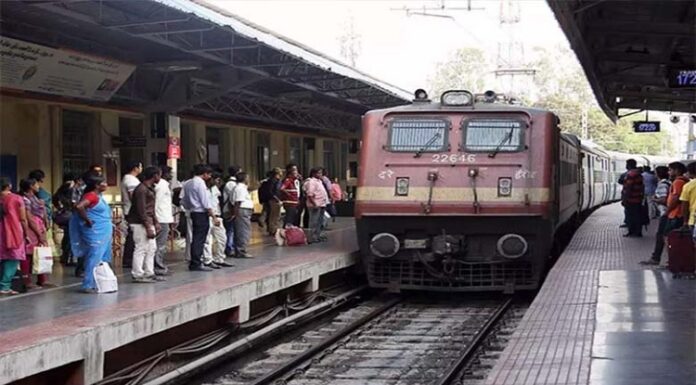 ਹੋਲੀ ‘ਤੇ ਰੇਲਵੇ ਦਾ ਪ੍ਰਵਾਸੀਆਂ ਨੂੰ ਤੋਹਫਾ : ਫਿਰੋਜ਼ਪੁਰ ਡਵੀਜ਼ਨ ਤੋਂ ਚਲਣਗੀਆਂ 4 ਤਿਉਹਾਰ ਵਿਸ਼ੇਸ਼ ਟਰੇਨਾਂ