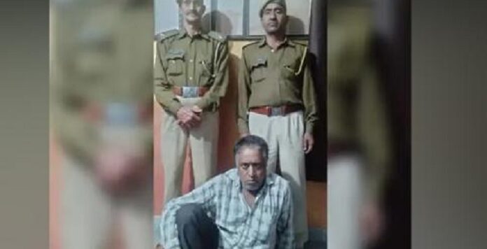 ਕਲਯੁੱਗੀ ਪੁੱਤਰ ਨੇ ਪੈਟਰੋਲ ਪਾ ਕੇ ਮਾਂ ਅਤੇ ਛੋਟੇ ਭਰਾ ਨੂੰ ਲਗਾਈ ਅੱਗ, ਘਰ ਵਾਲੀ ਨੇ ਵੀ ਦਿੱਤਾ ਪੂਰਾ ਸਾਥ