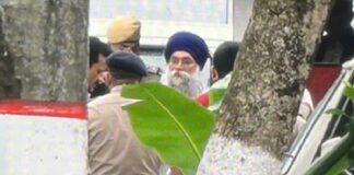 ਅੰਮ੍ਰਿਤਪਾਲ ਦੇ ਚਾਚੇ ਨੂੰ ਡਿਬਰੂਗੜ੍ਹ ਜੇਲ ਲੈ ਕੇ ਪਹੁੰਚੀ ਪੁਲਿਸ, ਕਈ ਸਾਥੀ ਵੀ ਲਿਆਂਦੇ