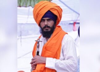 ਅੰਮ੍ਰਿਤਪਾਲ ਸਿੰਘ ਦੇ ਜਲੰਧਰ ਦੇ ਪਿੰਡ ‘ਚੋਂ ਮਿਲੇ ਕੱਪੜੇ – ਆਈਜੀ ਸੁਖਚੈਨ ਗਿੱਲ