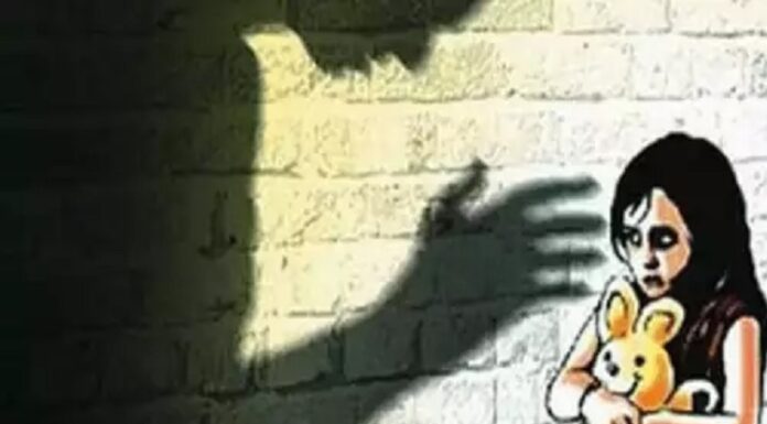 ਸ਼ਰਮਨਾਕ : 7 ਸਾਲ ਦੀ ਬੱਚੀ ਨੂੰ ਵਿਅਕਤੀ ਨੇ ਬਣਾਇਆ ਹਵਸ ਦਾ ਸ਼ਿਕਾਰ